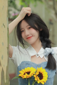 张柏芝母亲